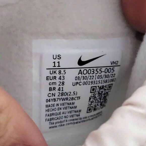 Nike Womens Shoes Beige 8 Tanjun High Rise Bungee Sneakers New - Picture 2 of 7